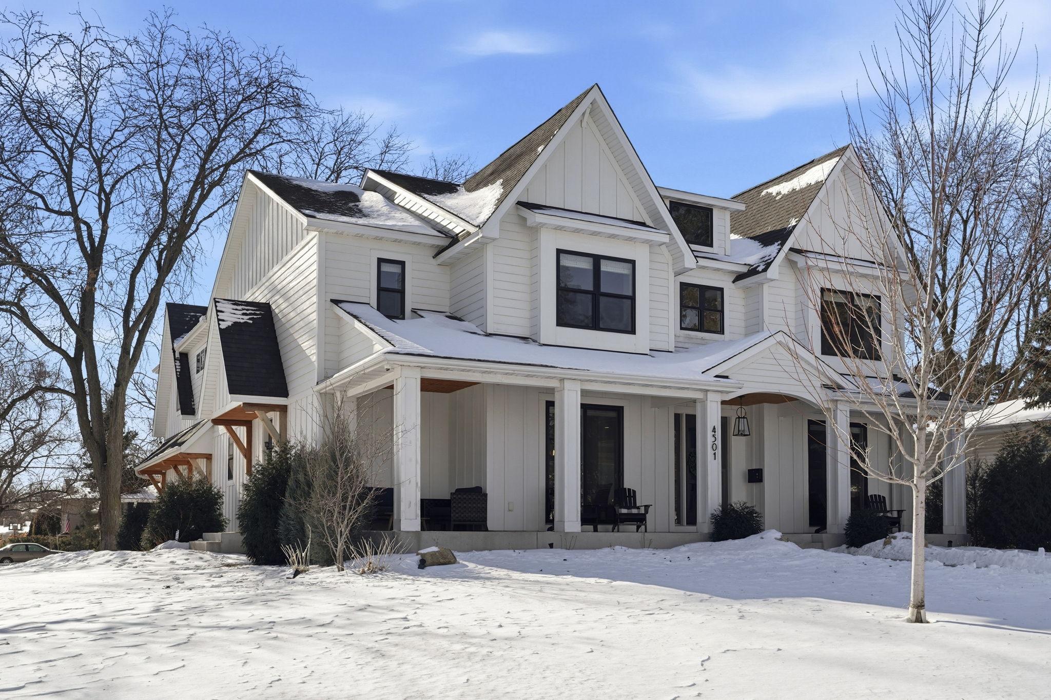 Homes for sale in Edina, MN | 4501 Dunham Dr, Edina, MN 55435 | MLS# 7015812