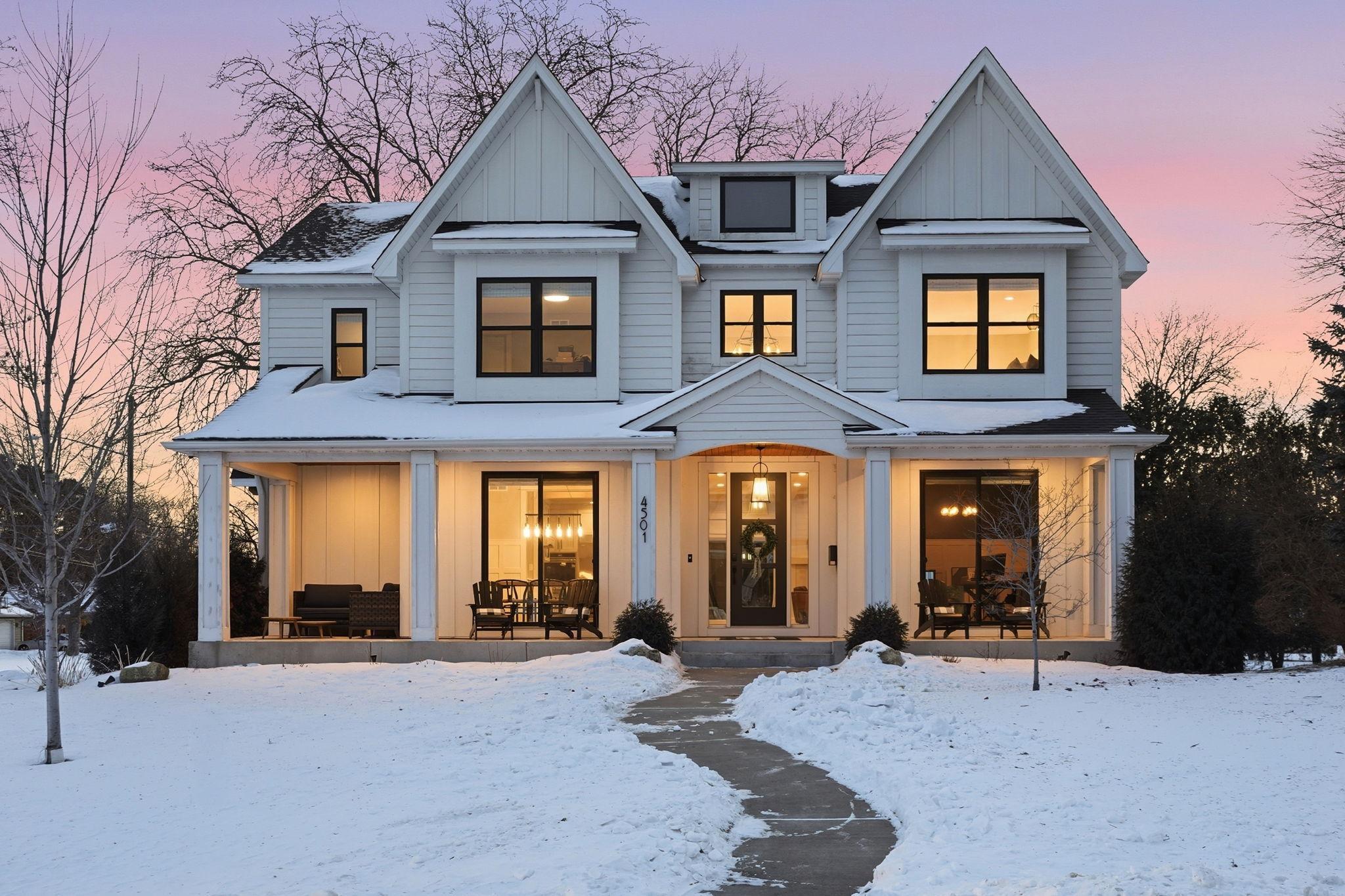 Homes for sale in Edina, MN | 4501 Dunham Dr, Edina, MN 55435 | MLS# 7015812