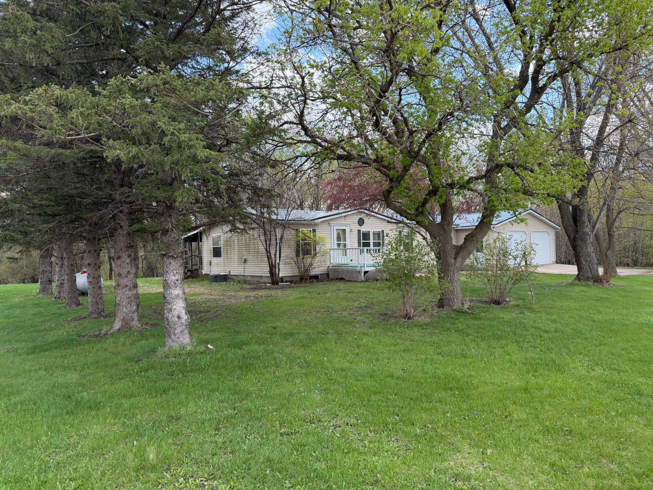 Homes for sale in Saint James, MN | 37026 710th Ave, Saint James, MN 56081 | MLS# 7015844
