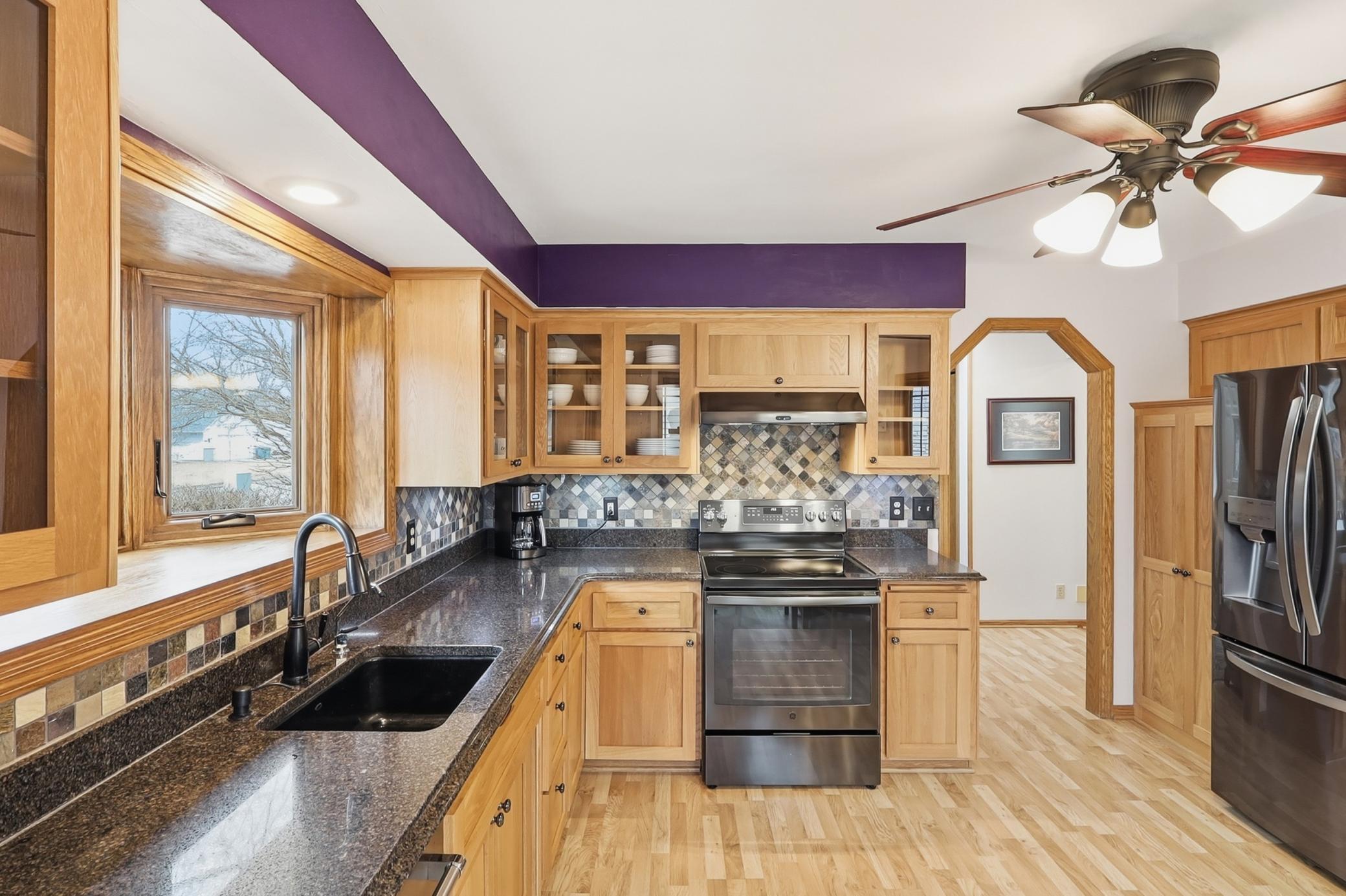 Homes for sale in Little Canada, MN | 2938 Valento Ln, Little Canada, MN 55117 | MLS# 7015919