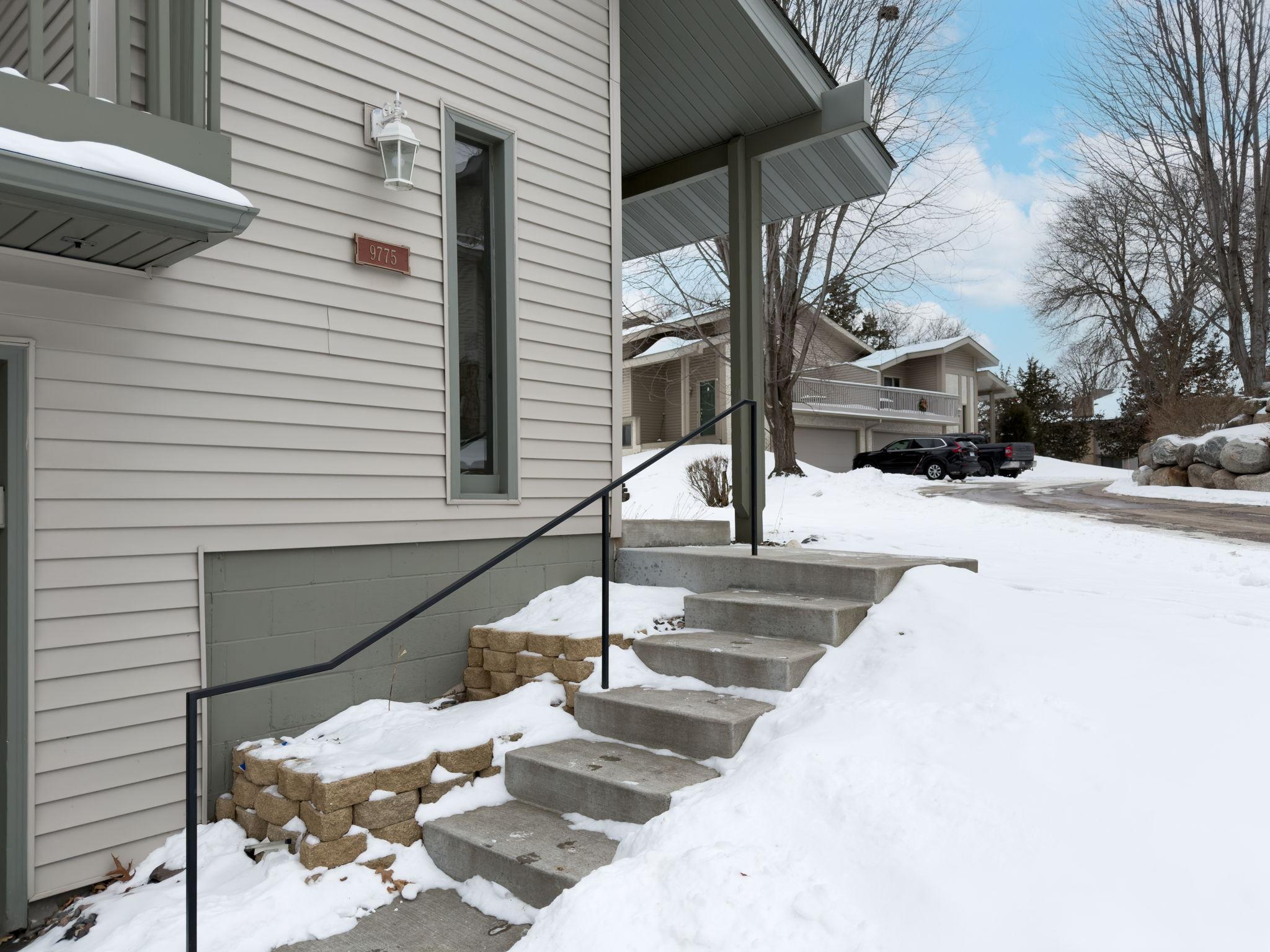 Homes for sale in Eden Prairie, MN | 9775 Dorset Ln, Eden Prairie, MN 55347 | MLS# 7015960