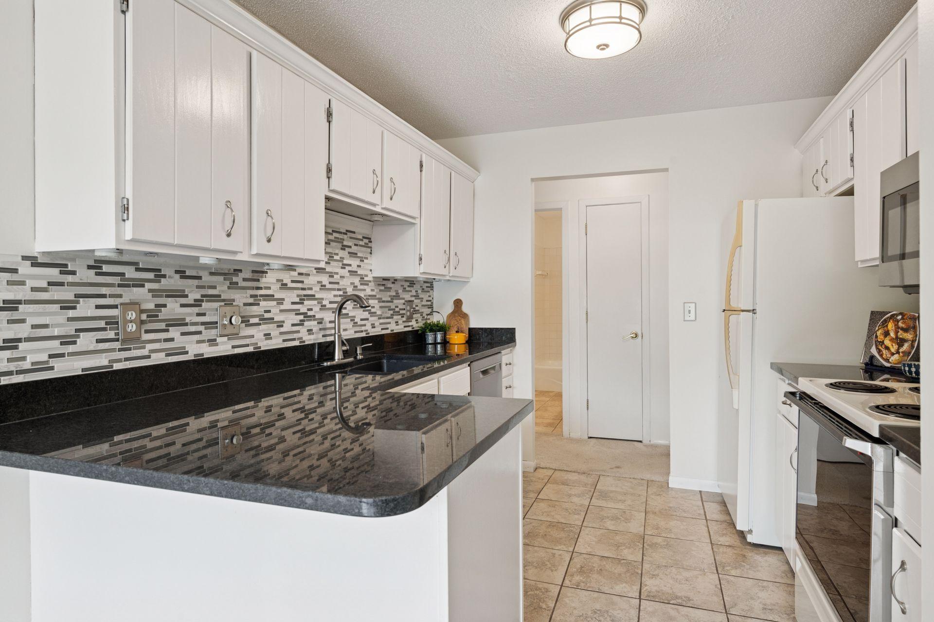 Homes for sale in Eden Prairie, MN | 9775 Dorset Ln, Eden Prairie, MN 55347 | MLS# 7015960