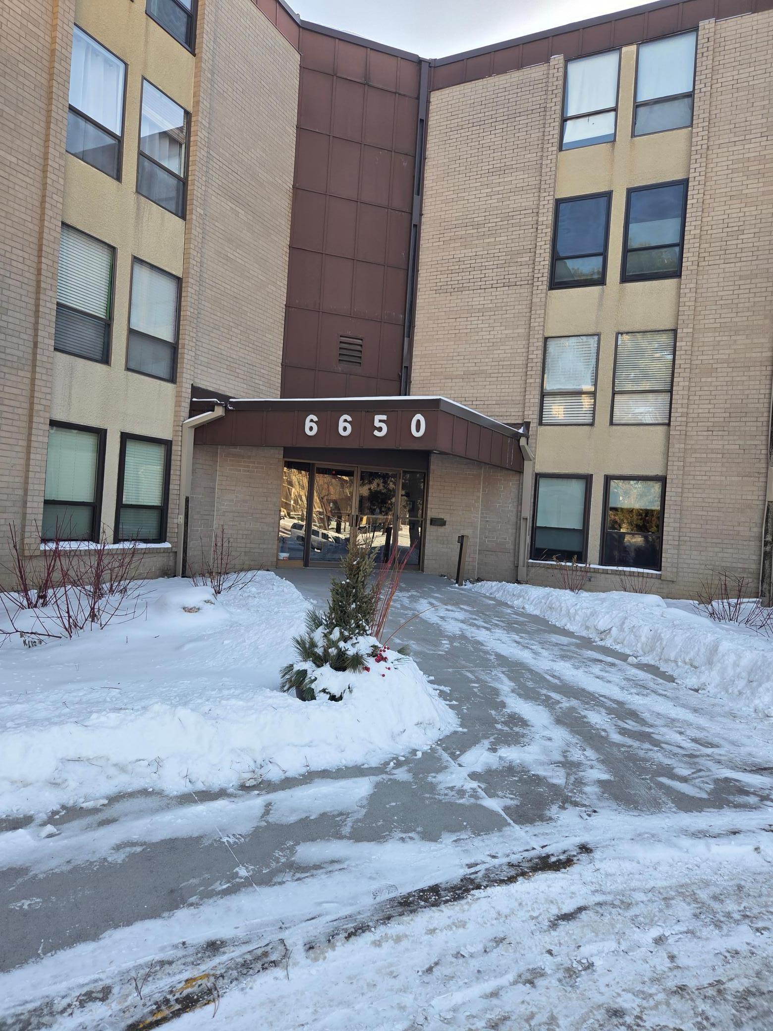 Homes for sale in Edina, MN | 6650 Vernon Ave S #208, Edina, MN 55436 | MLS# 7016045