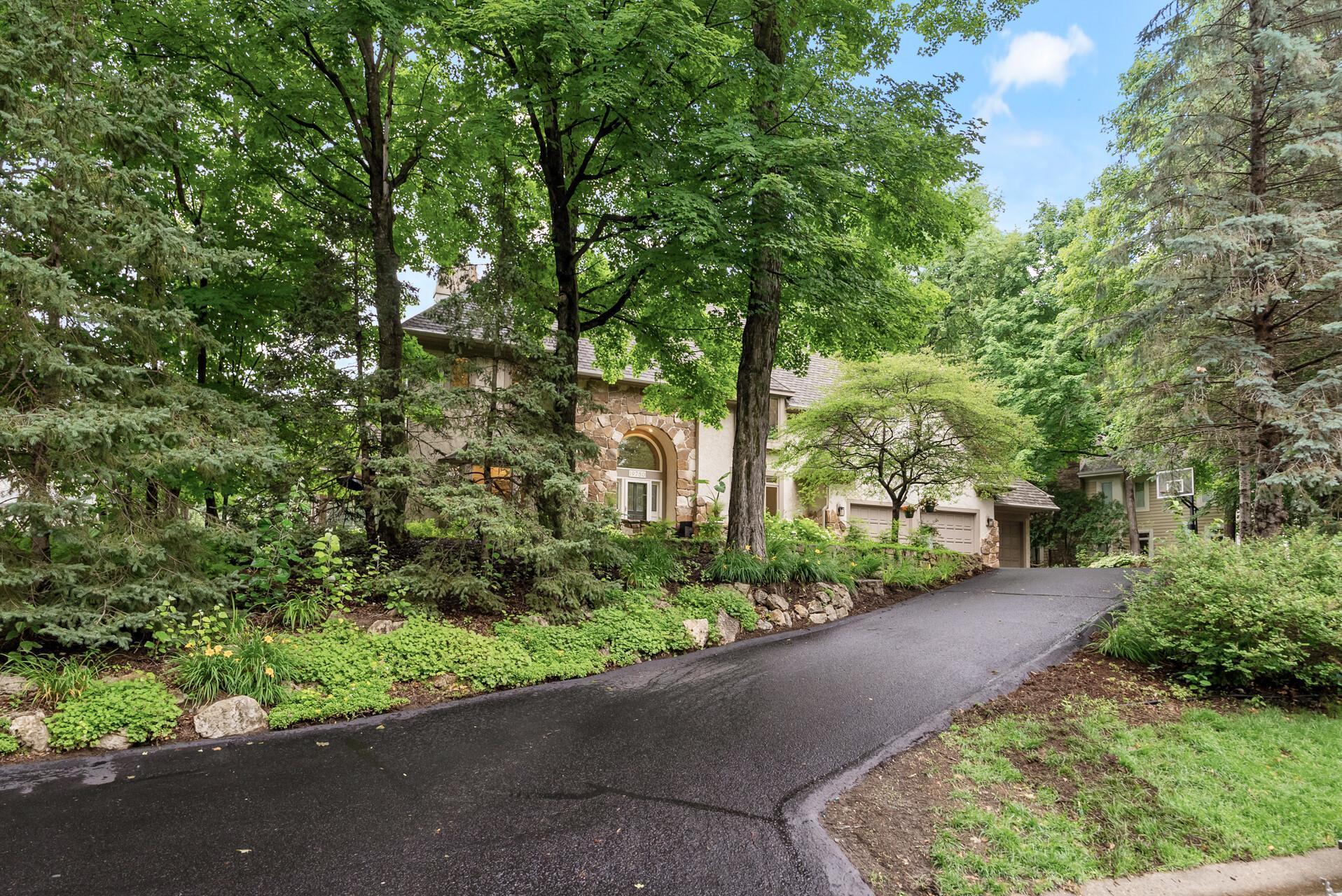 Homes for sale in Shorewood, MN | 19750 Muirfield Cir, Shorewood, MN 55331 | MLS# 7016222