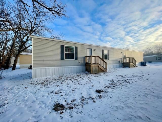 Homes for sale in Saint Charles, MN | 20 Lawrence Ln, Saint Charles, MN 55972 | MLS# 7016244