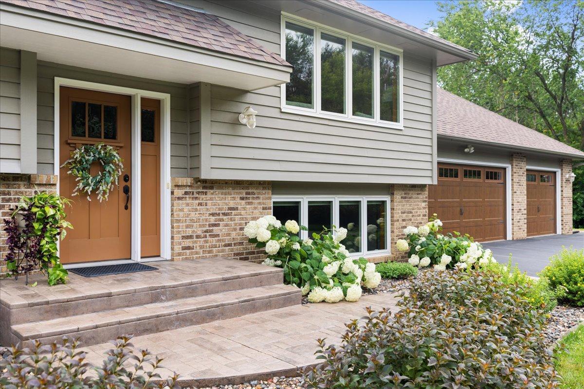 2nd image of 16585 Pebblebrook Ct, Prior Lake, MN 55372 | MLS# 7016777