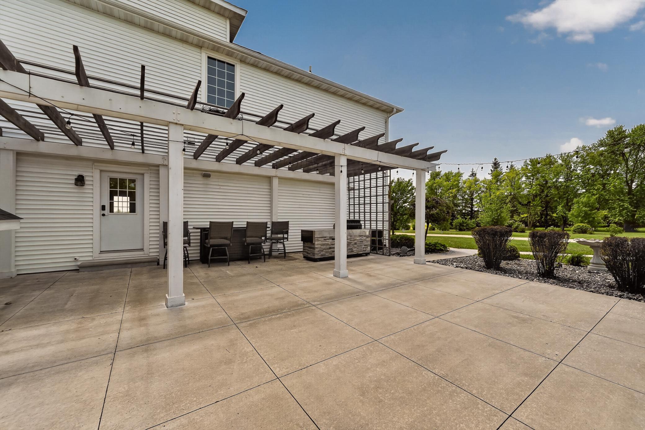 5th image of 10951 County 8 Rd Sw, Stewartville, MN 55976 | MLS# 7017104