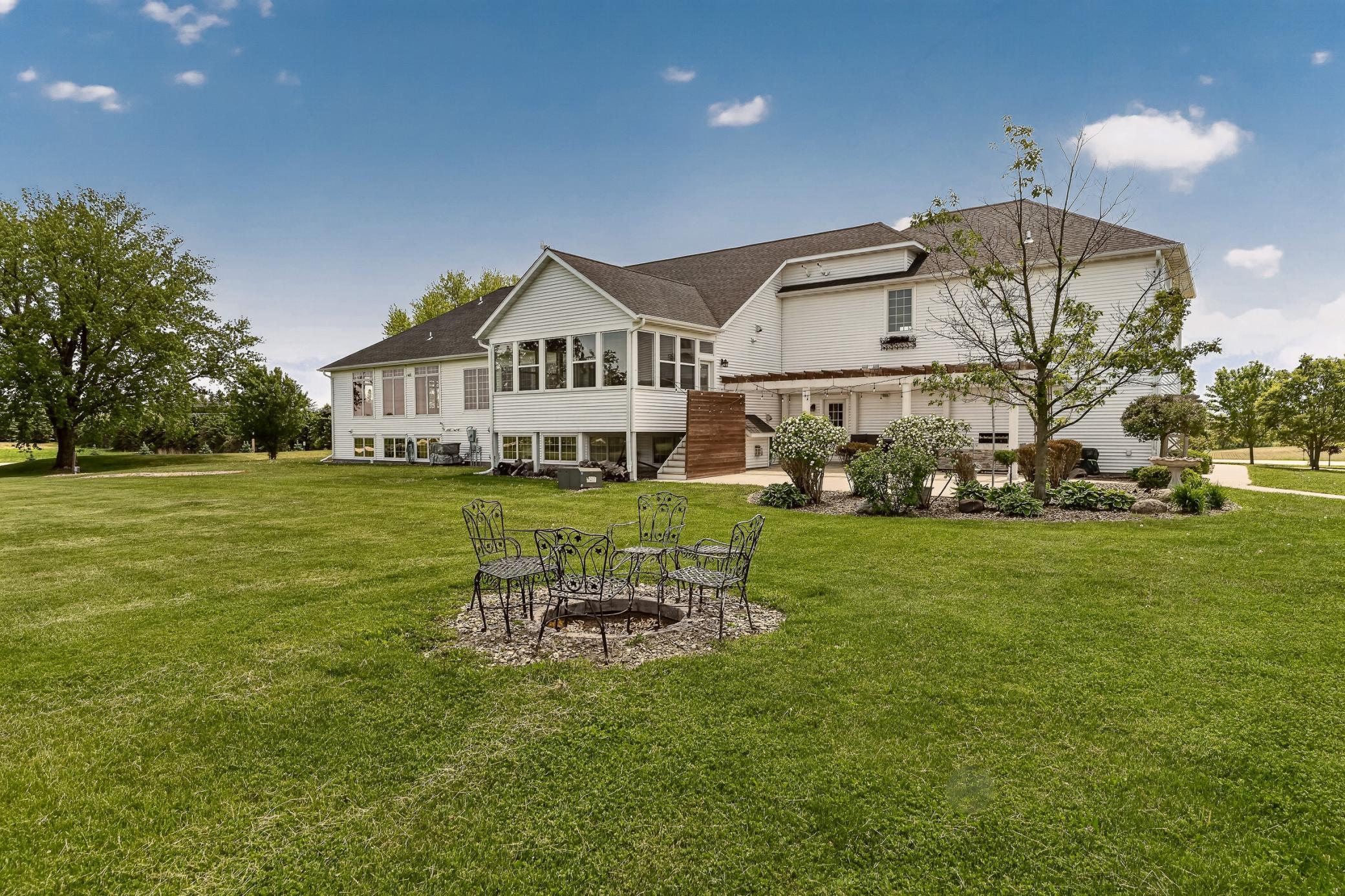 3rd image of 10951 County 8 Rd Sw, Stewartville, MN 55976 | MLS# 7017104
