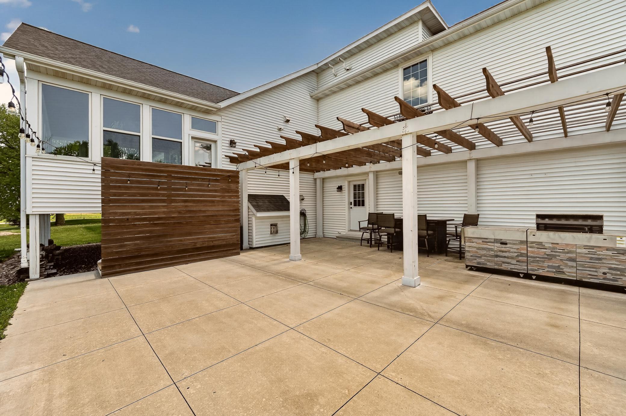 4th image of 10951 County 8 Rd Sw, Stewartville, MN 55976 | MLS# 7017104