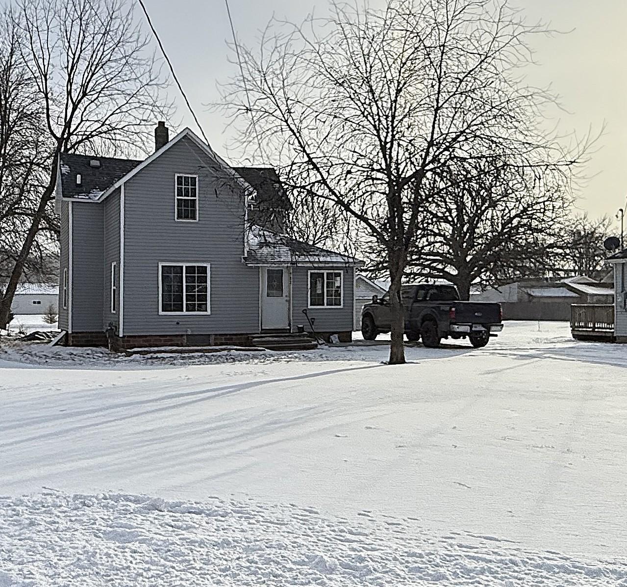 Homes for sale in Montevideo, MN | 582 Gravel Rd, Montevideo, MN 56265 | MLS# 7017248