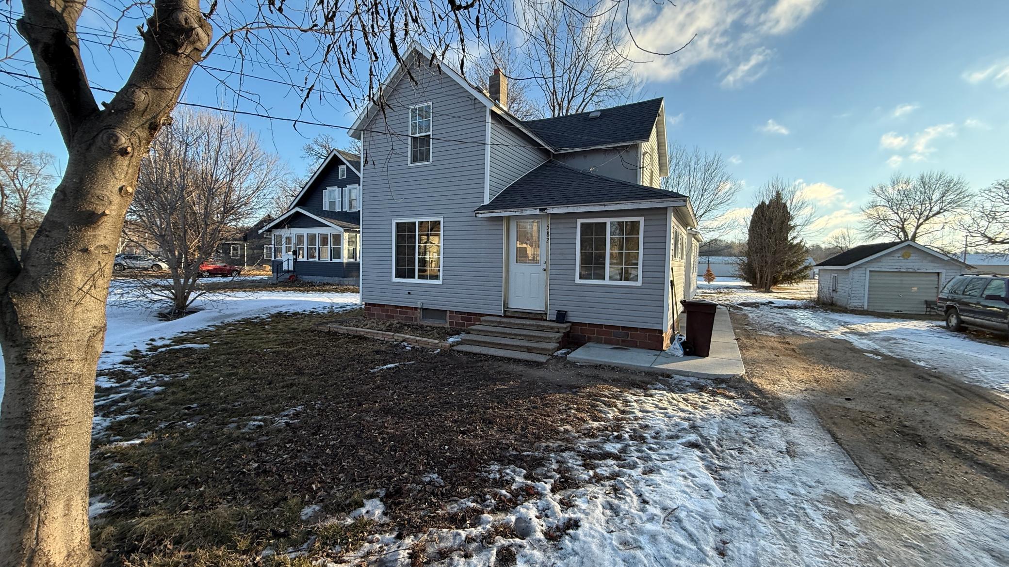 Homes for sale in Montevideo, MN | 582 Gravel Rd, Montevideo, MN 56265 | MLS# 7017248