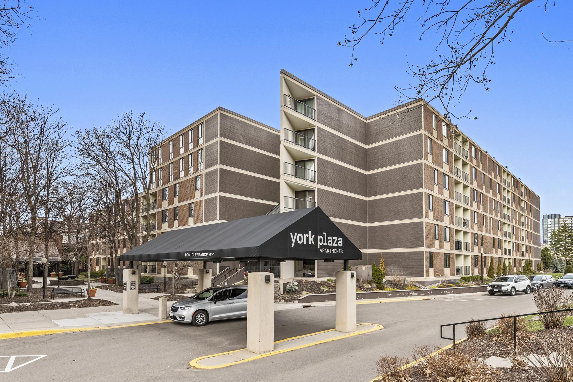 1st image of 7200 York Ave S #220, Minneapolis, MN 55435 | MLS# 7017397