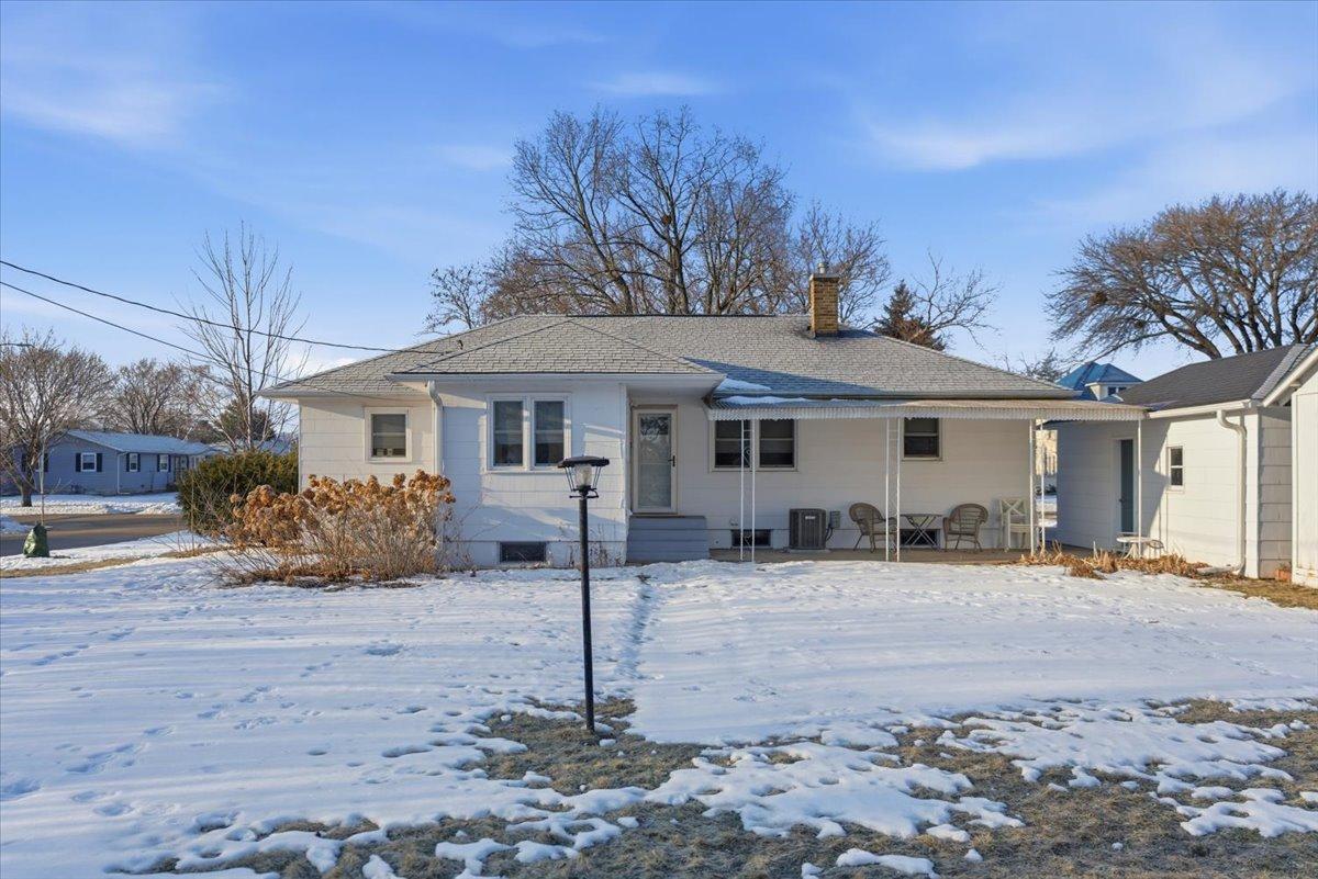 Homes for sale in Lake City, MN | 402 N Oak St, Lake City, MN 55041 | MLS# 7017804