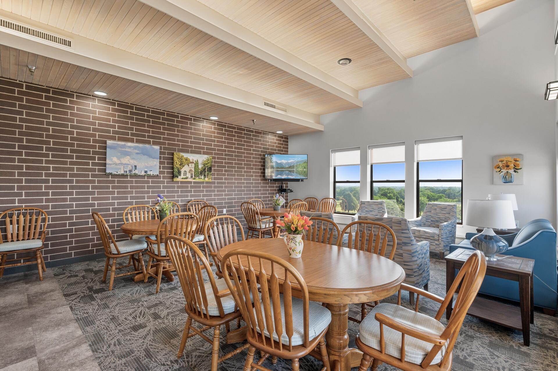Homes for sale in Golden Valley, MN | 7600 Golden Valley Rd #411, Golden Valley, MN 55427 | MLS# 7017998