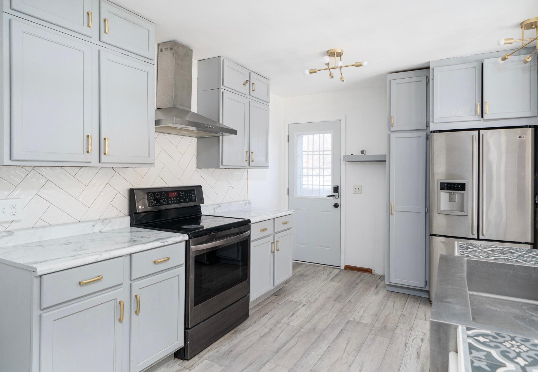 Homes for sale in New Brighton, MN | 2463 Silver Lake Rd Nw, New Brighton, MN 55112 | MLS# 7018080