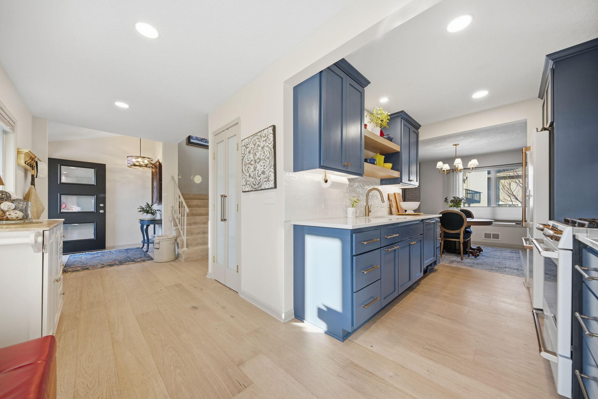 Homes for sale in Roseville, MN | 2648 Mackubin St, Roseville, MN 55113 | MLS# 7018709