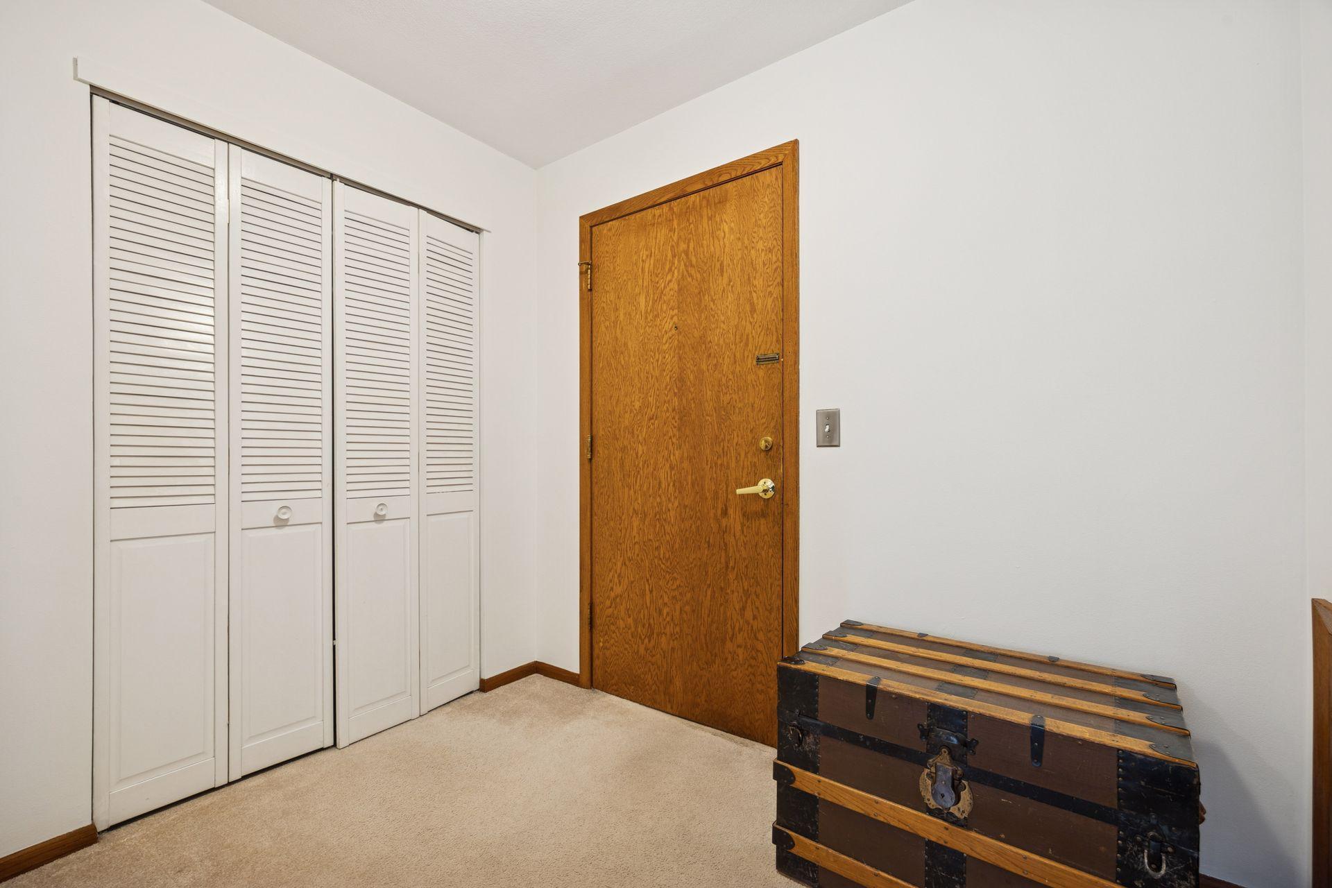 Homes for sale in Saint Louis Park, MN | 5911 Oxford St #7, Saint Louis Park, MN 55416 | MLS# 7018855