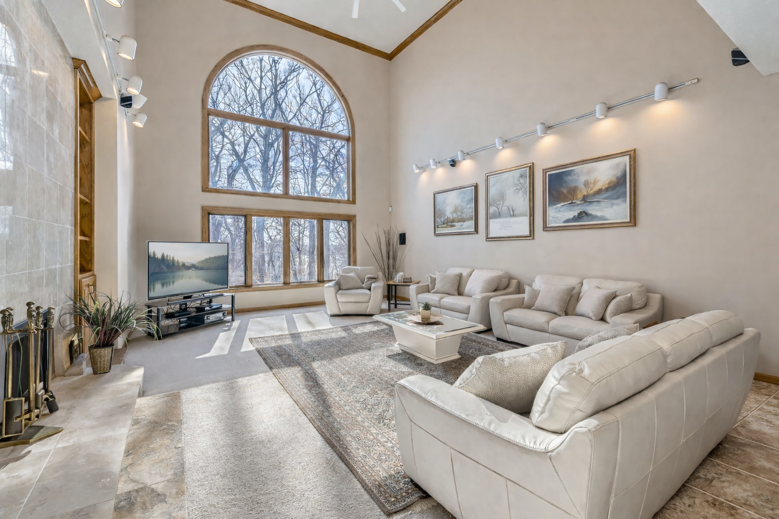 Homes for sale in North Oaks, MN | 4 W Bay Ln, North Oaks, MN 55127 | MLS# 7019184