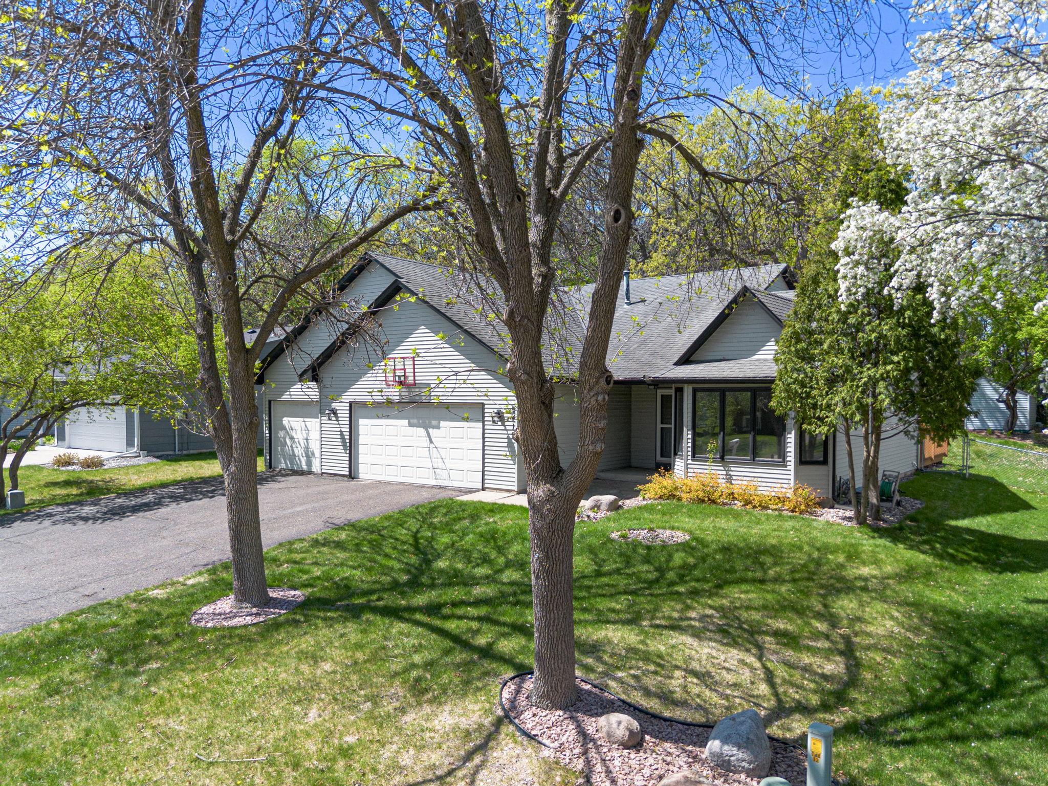 2nd image of 9419 James Ave N, Brooklyn Park, MN 55444 | MLS# 7019359