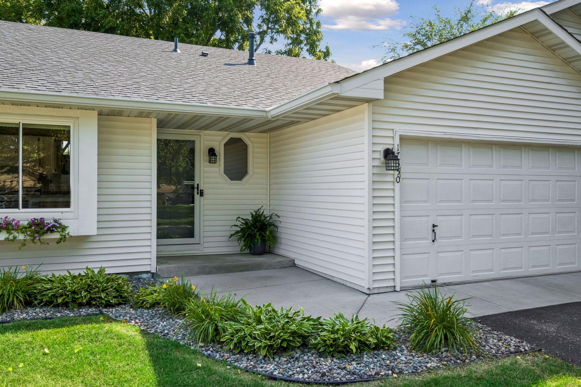 4th image of 17350 Foliage Ave, Farmington, MN 55024 | MLS# 7020088