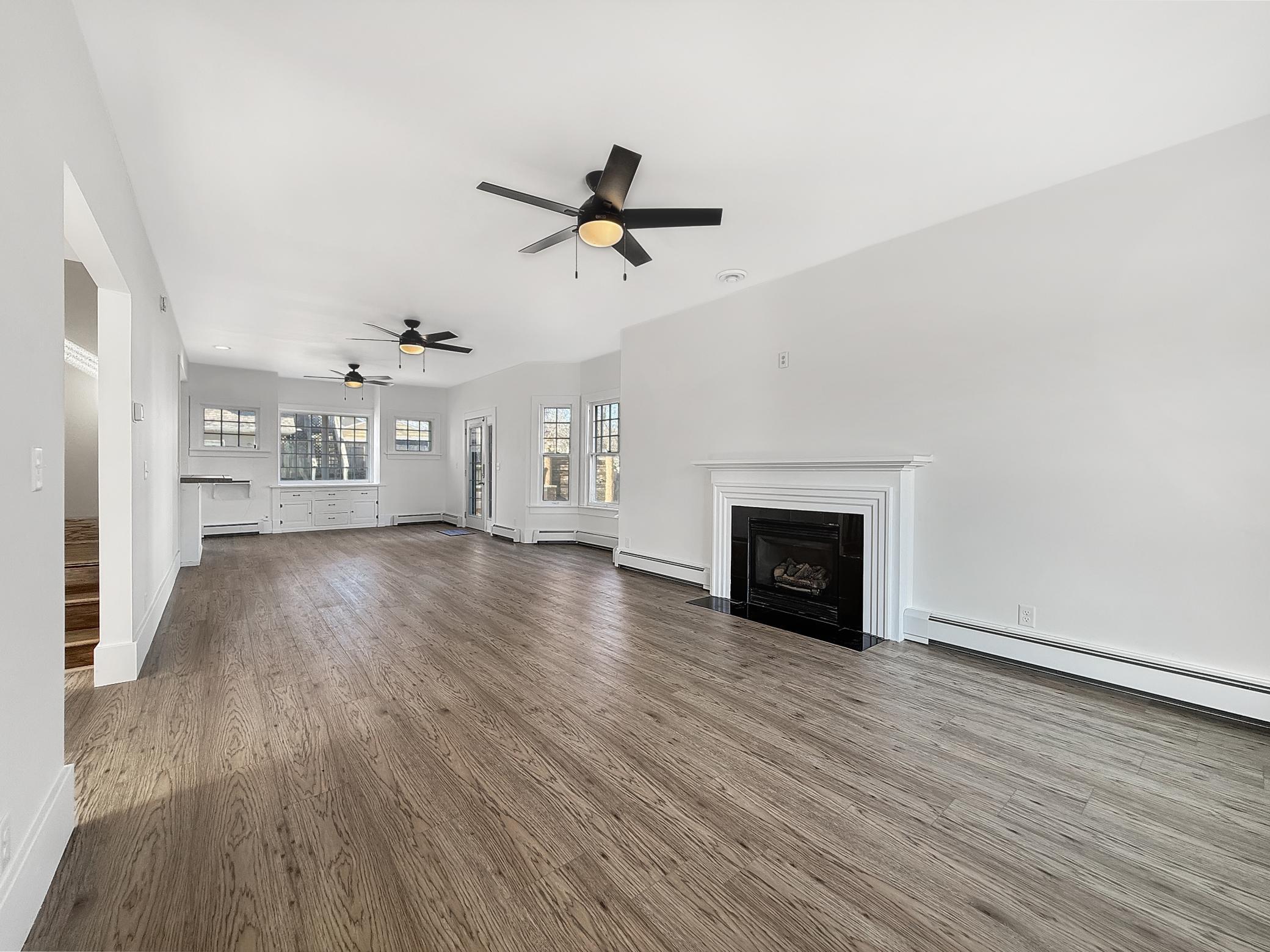 2nd image of 848 S Park St, Fairmont, MN 56031 | MLS# 7020164