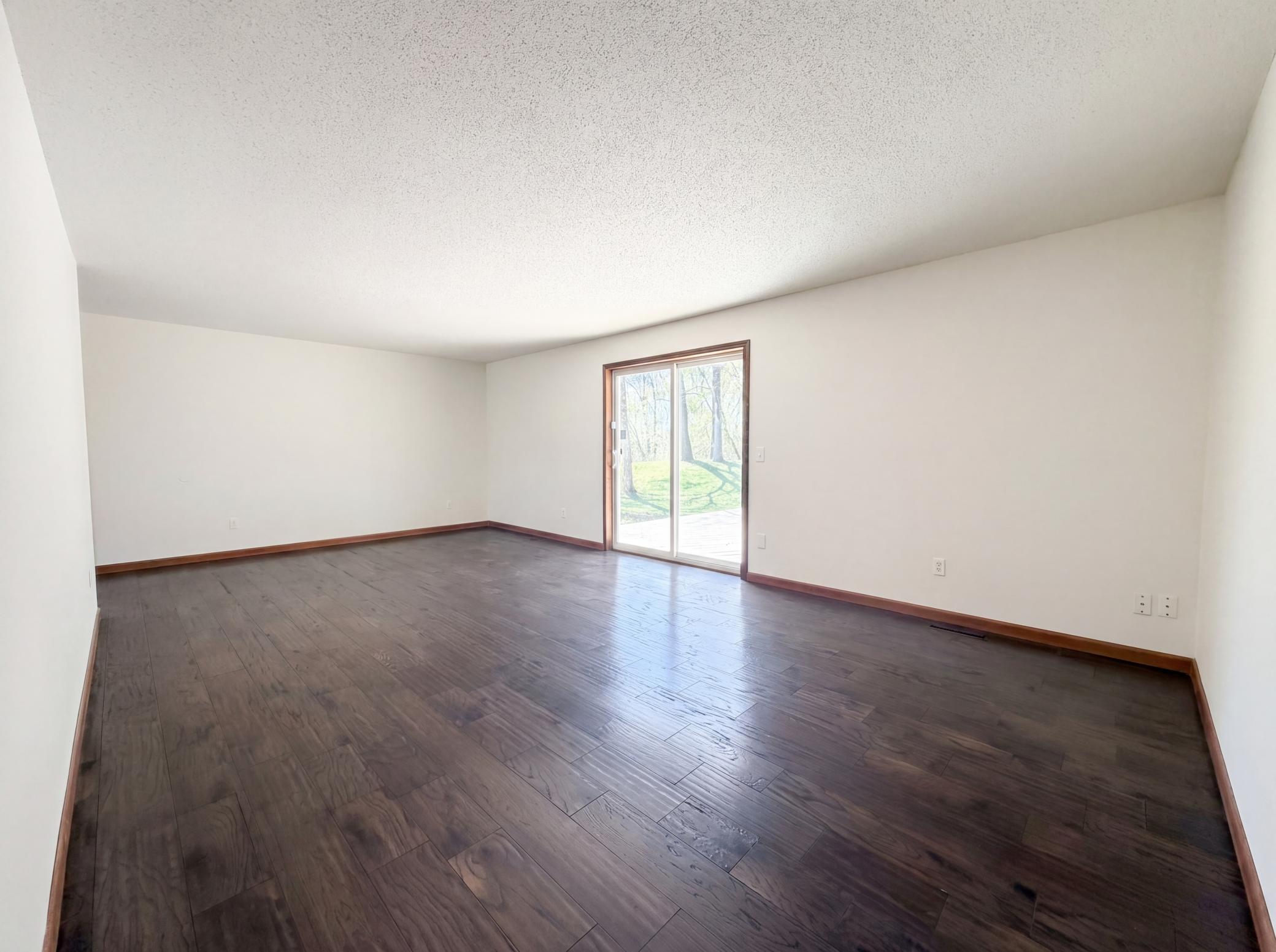 3rd image of 18817 Kenwood Trl, Lakeville, MN 55044 | MLS# 7020747