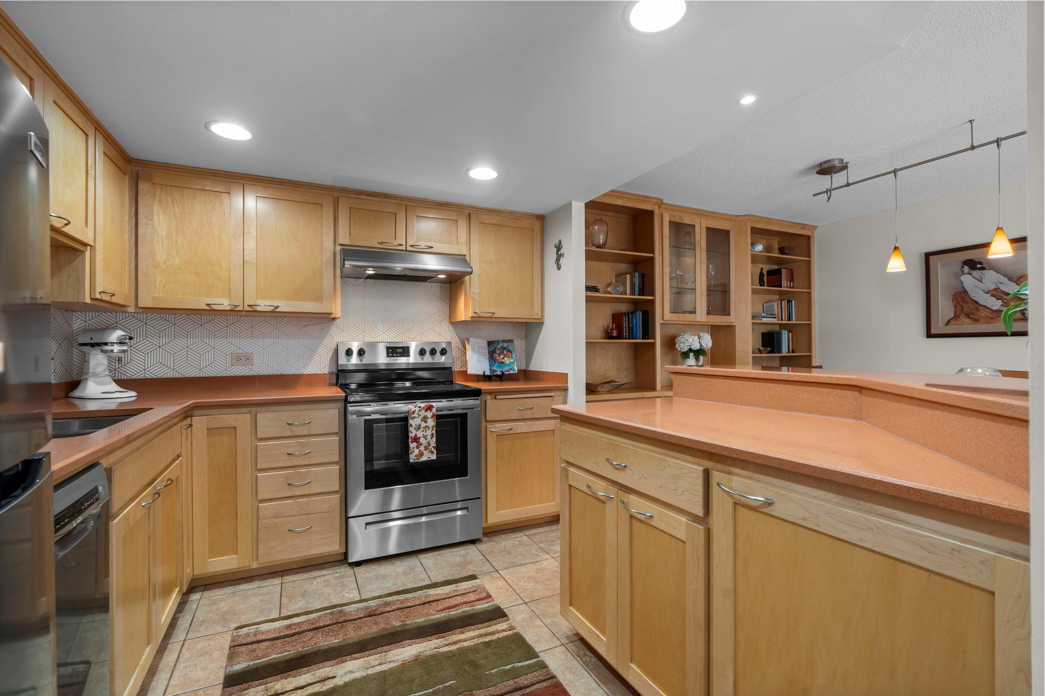 Homes for sale in Minneapolis, MN | 2885 Knox Ave S #605, Minneapolis, MN 55408 | MLS# 7020766