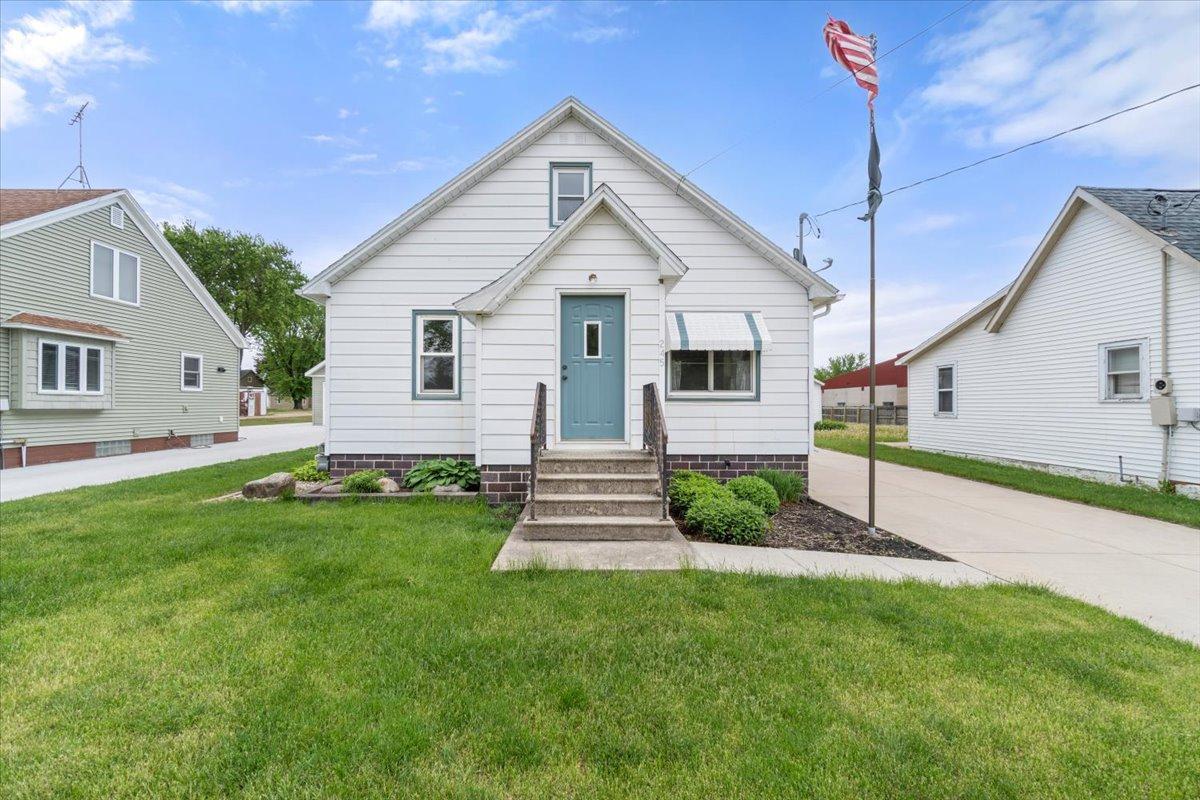 2nd image of 245 N Broadway, Alden, MN 56009 | MLS# 7020976