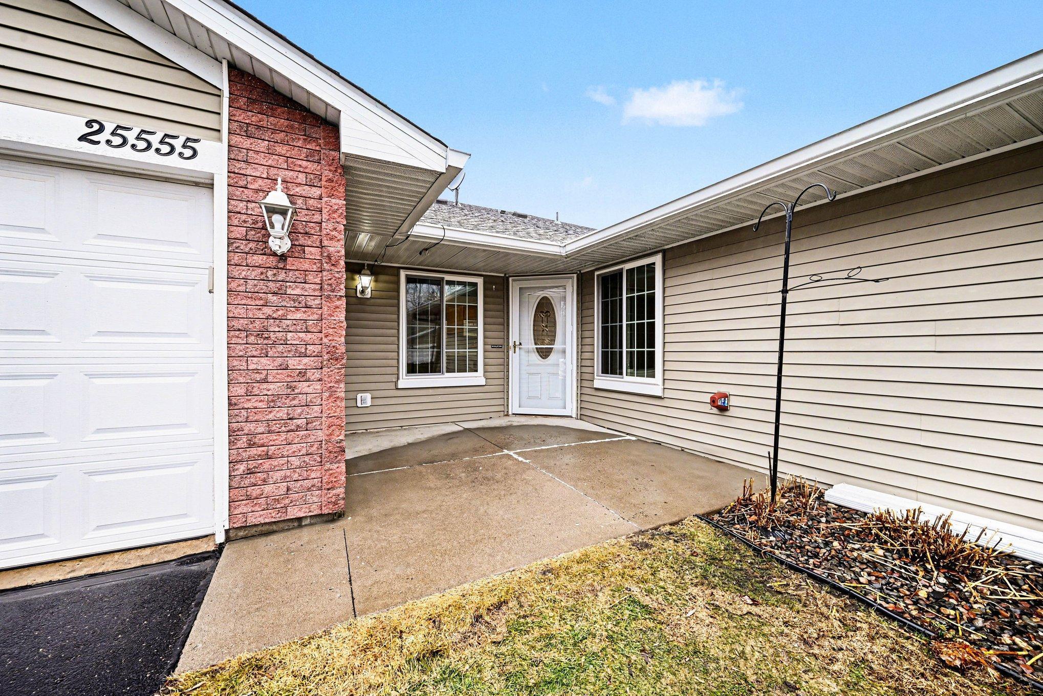 Homes for sale in Shorewood, MN | 25555 Park Ln, Shorewood, MN 55331 | MLS# 7021071