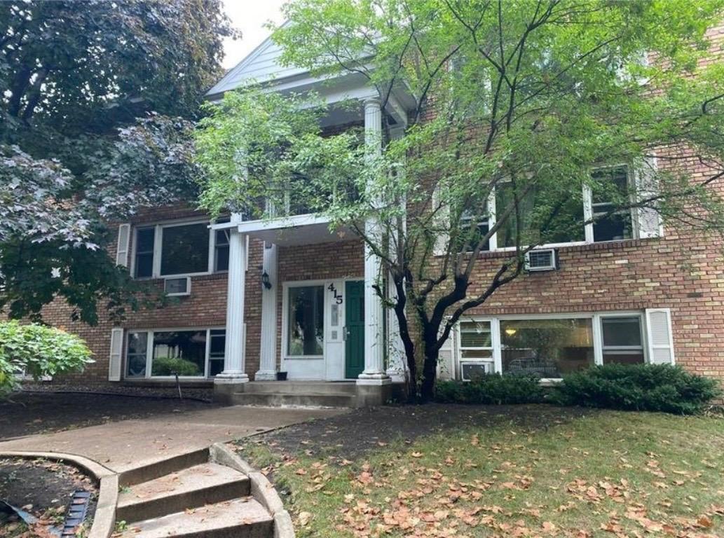 Homes for sale in Minneapolis, MN | 415 Ridgewood Ave #3, Minneapolis, MN 55403 | MLS# 7021356
