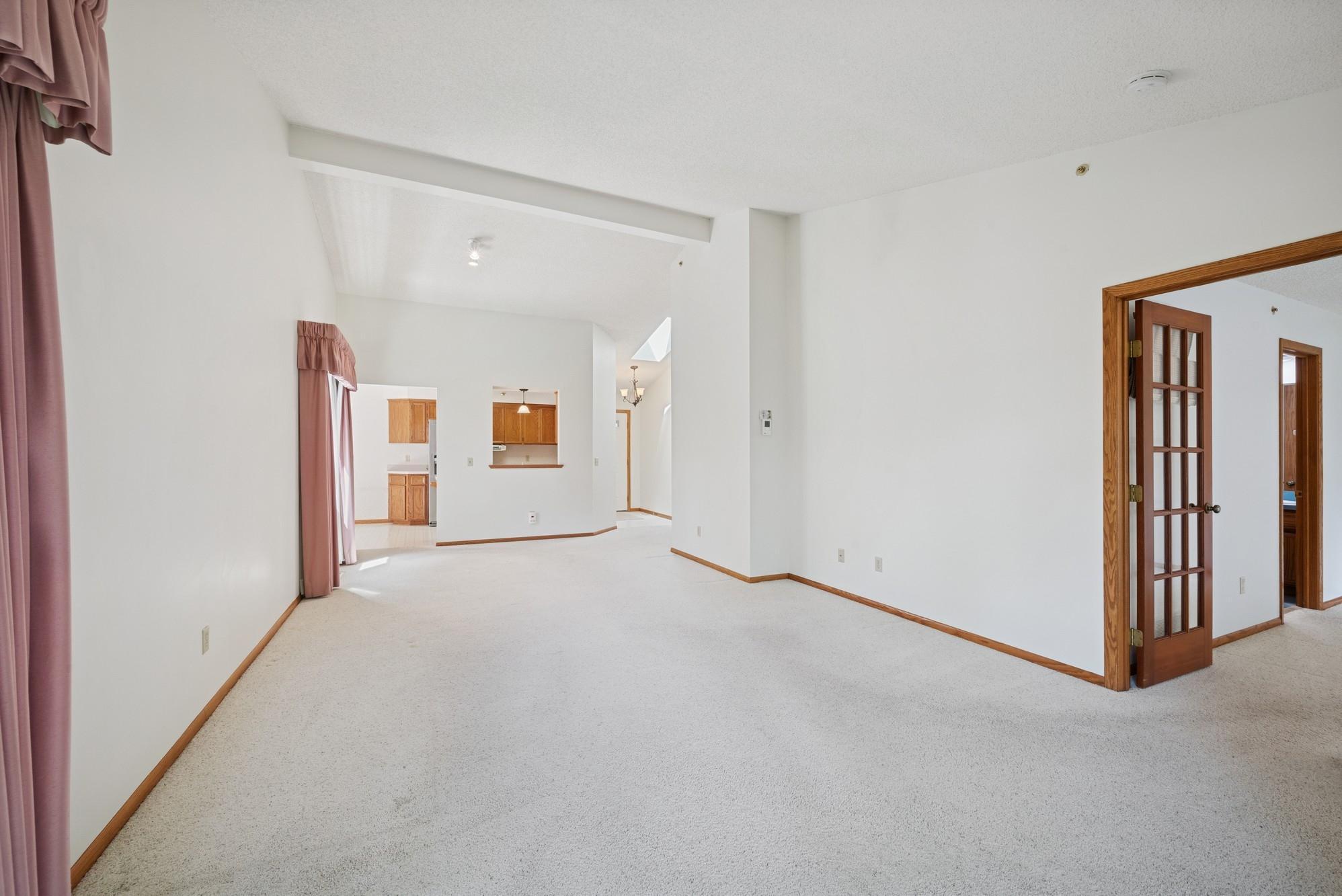 Homes for sale in Mounds View, MN | 2639 Lake Court Cir #81, Mounds View, MN 55112 | MLS# 7021406