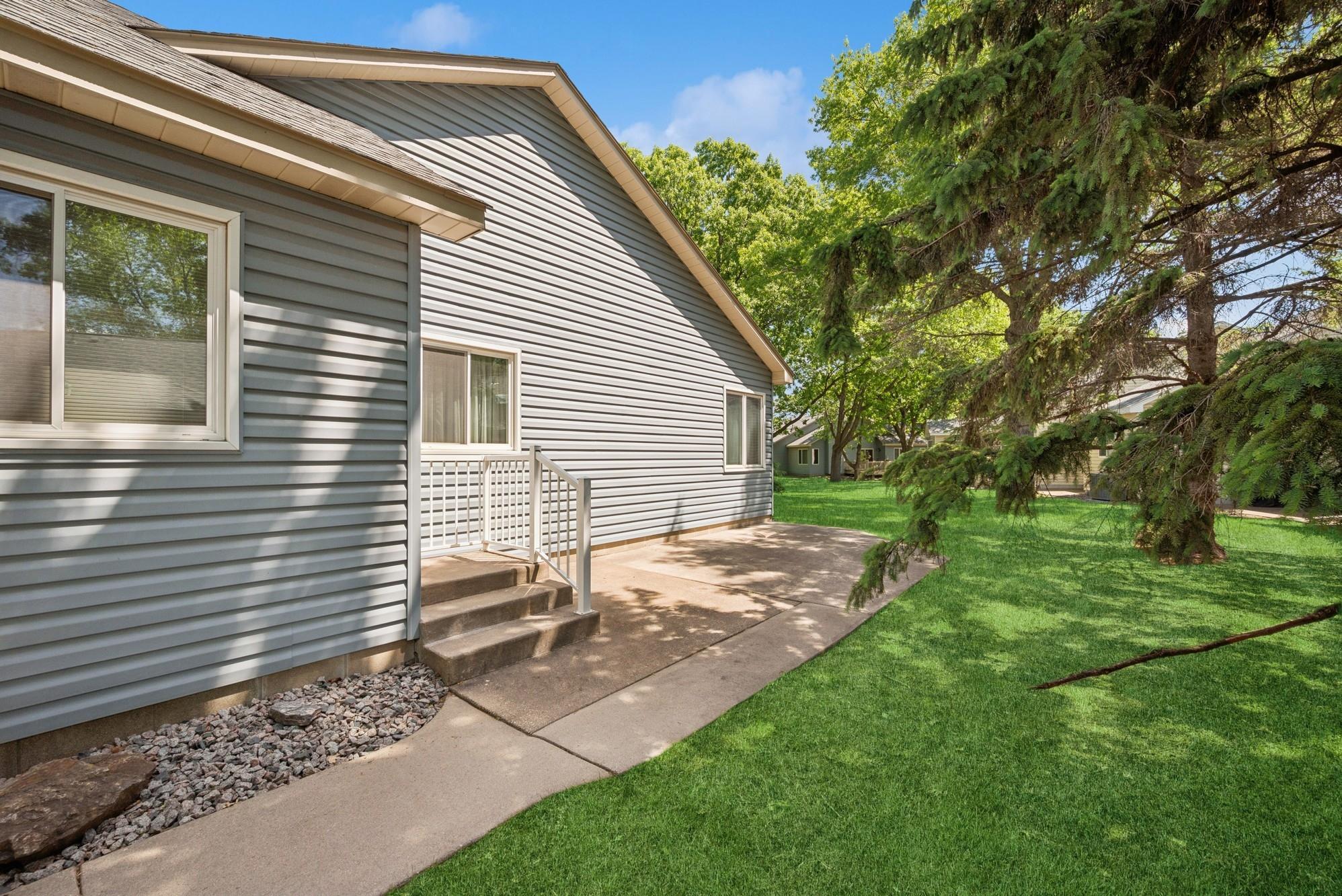 Homes for sale in Mounds View, MN | 2639 Lake Court Cir #81, Mounds View, MN 55112 | MLS# 7021406