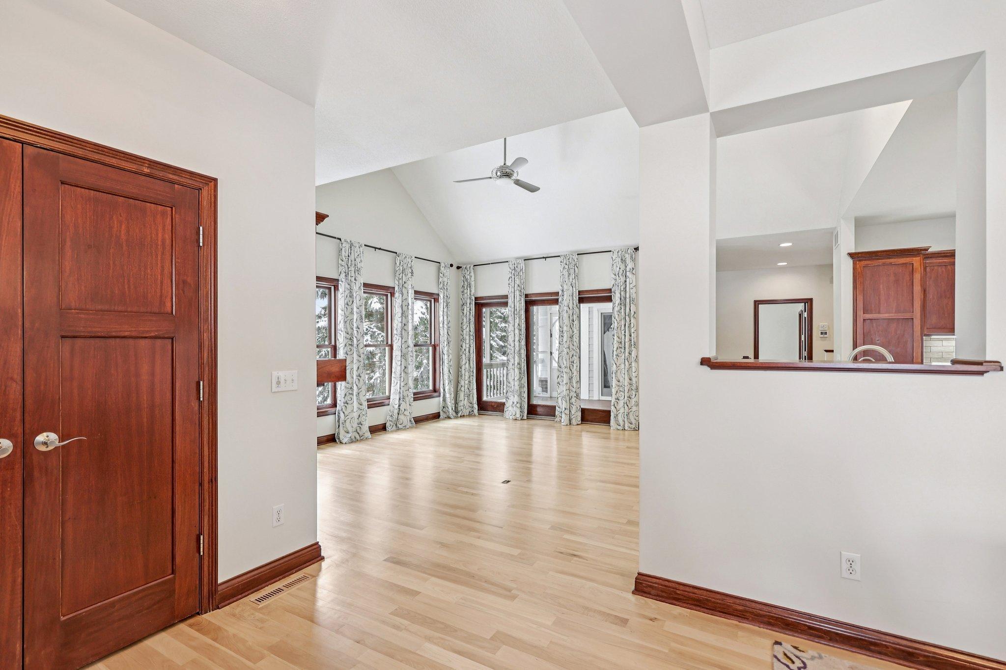 Homes for sale in Apple Valley, MN | 15837 Drawstone Trl, Apple Valley, MN 55124 | MLS# 7021458