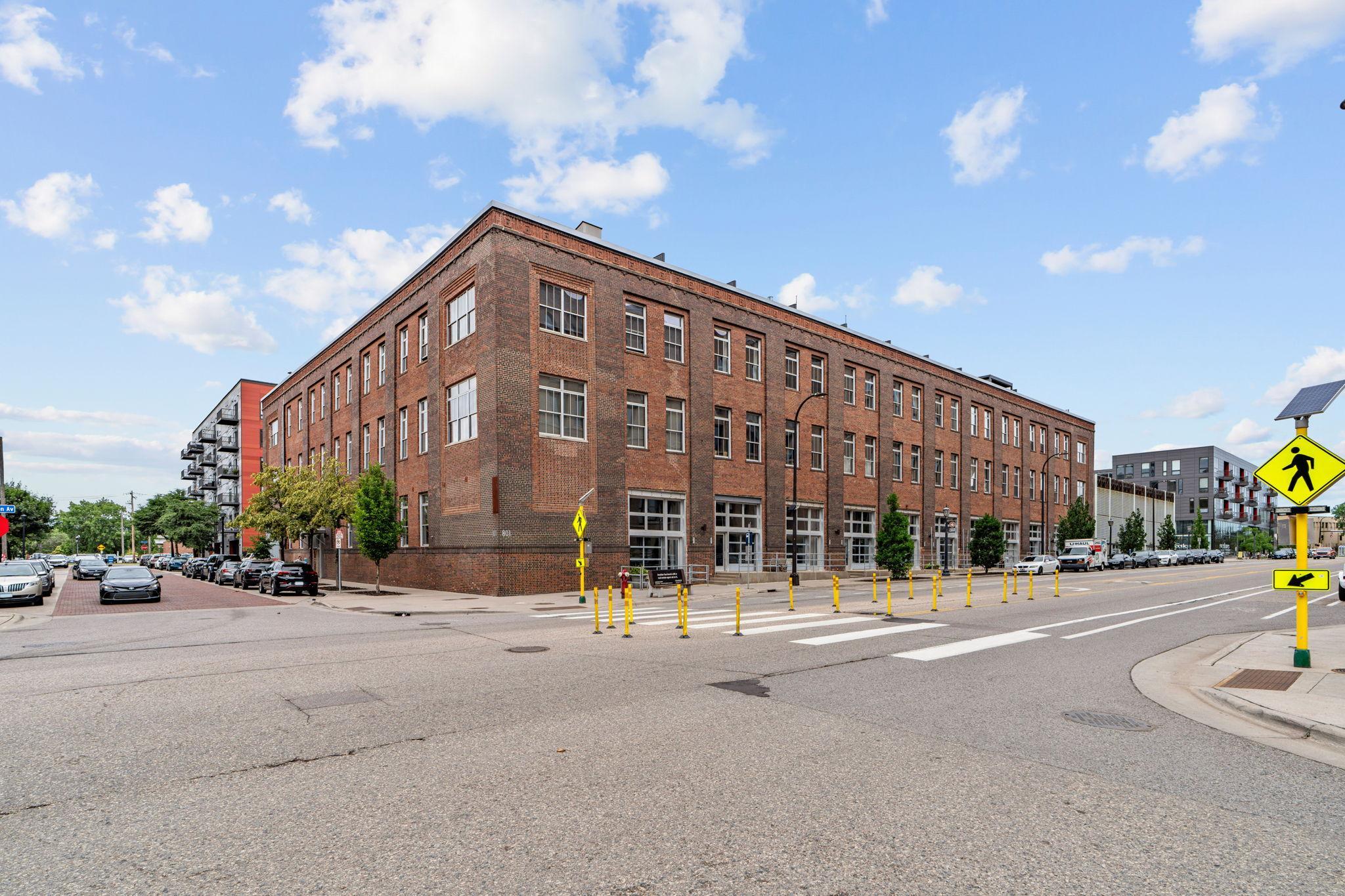 2nd image of 801 Washington Ave N #121, Minneapolis, MN 55401 | MLS# 7021897