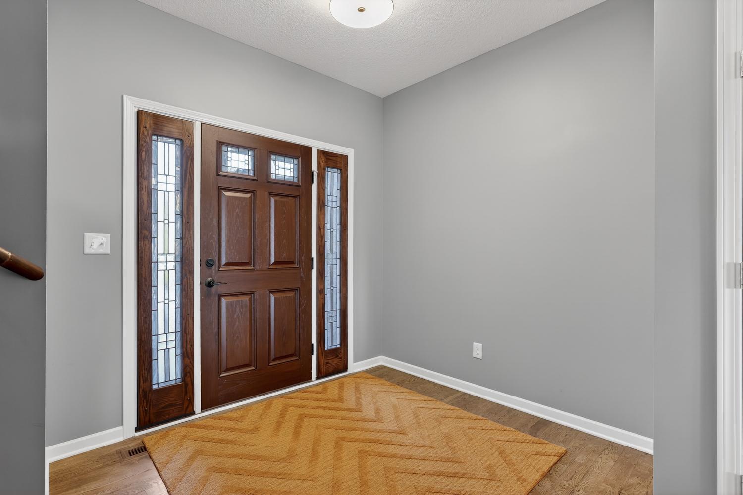 3rd image of 552 Panorama Cir Nw, Rochester, MN 55901 | MLS# 7022054