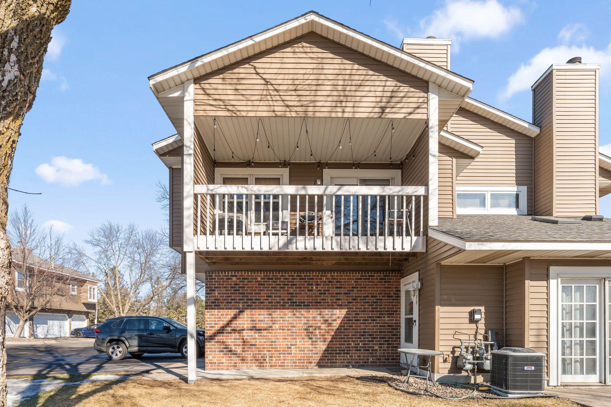 Homes for sale in Eagan, MN | 1898 Southpointe Ter #B1898, Eagan, MN 55122 | MLS# 7022097