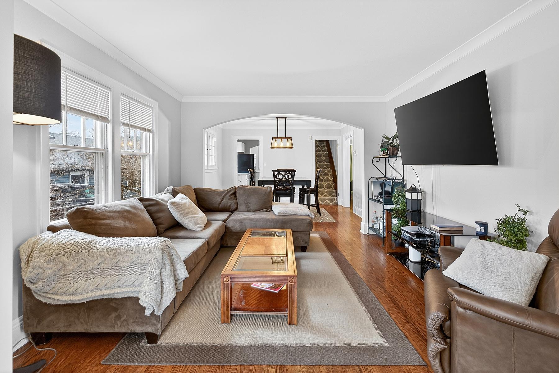 4th image of 4900 Old Cedar Lake Rd, Minneapolis, MN 55416 | MLS# 7022235