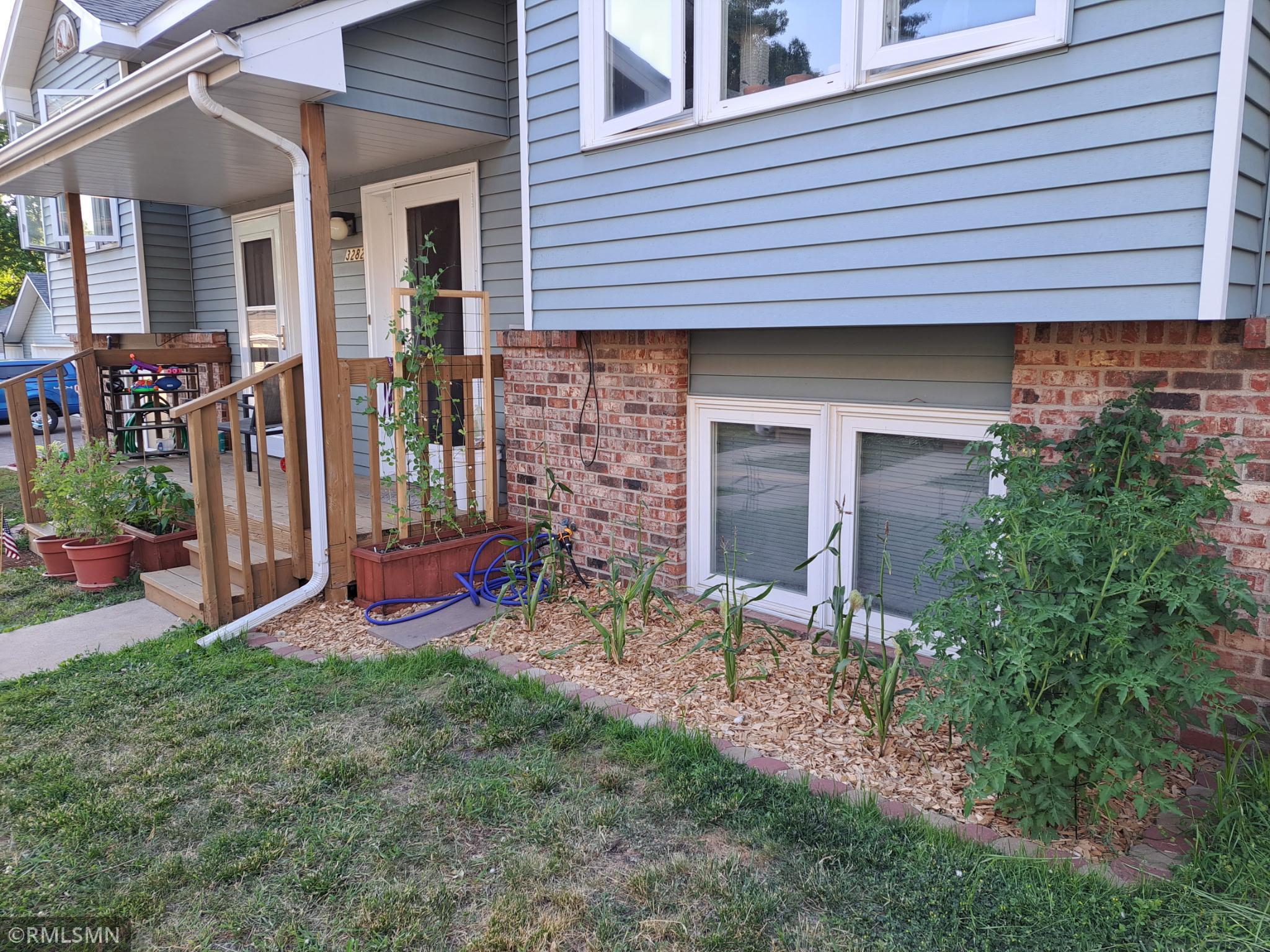 Homes for sale in Vadnais Heights, MN | 3282 Edgerton St, Vadnais Heights, MN 55127 | MLS# 7022251