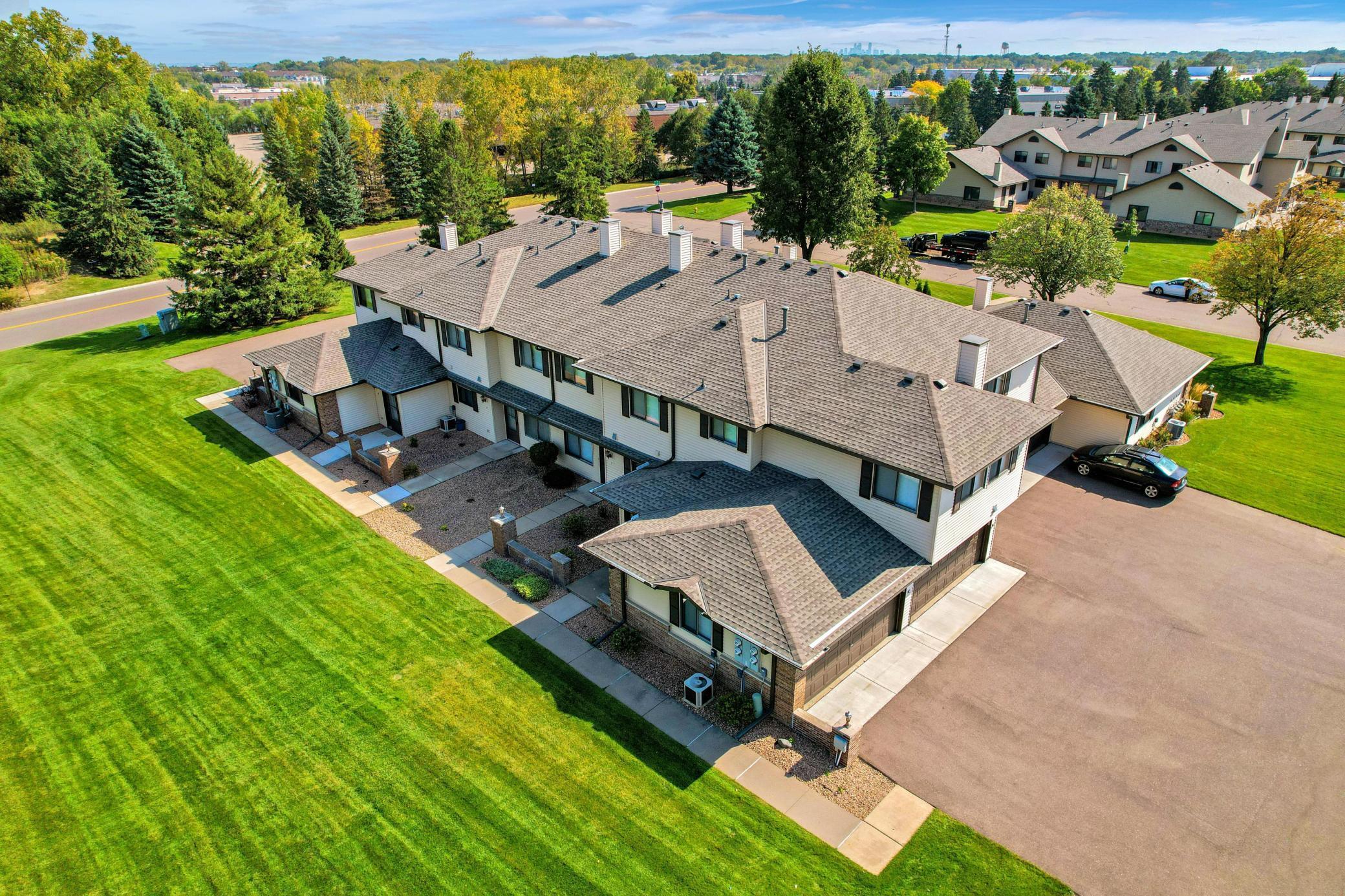 Homes for sale in Plymouth, MN | 9900 55th Ave N #8, Plymouth, MN 55442 | MLS# 7022372