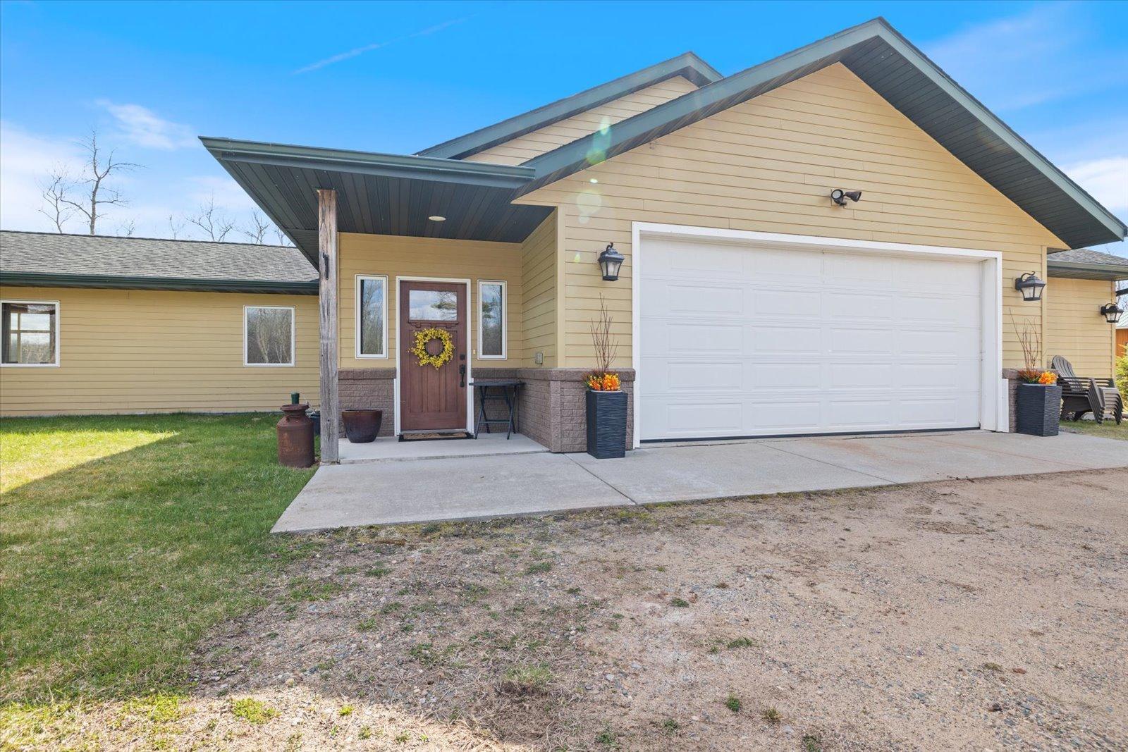 3rd image of 31487 Malbay Rd, Cohasset, MN 55721 | MLS# 7022500