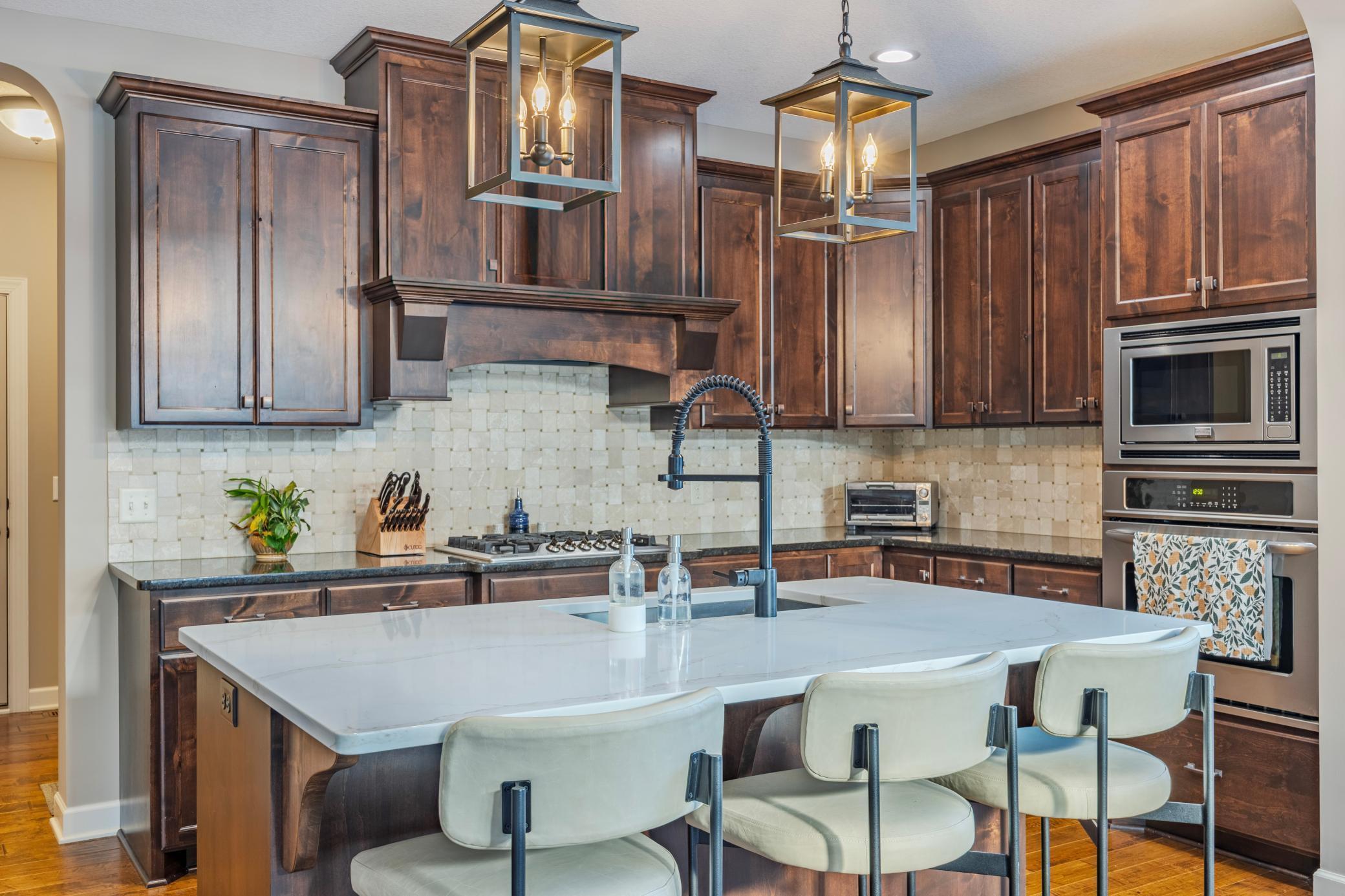 Homes for sale in Lakeville, MN | 16899 E Lake Dr, Lakeville, MN 55044 | MLS# 7022641