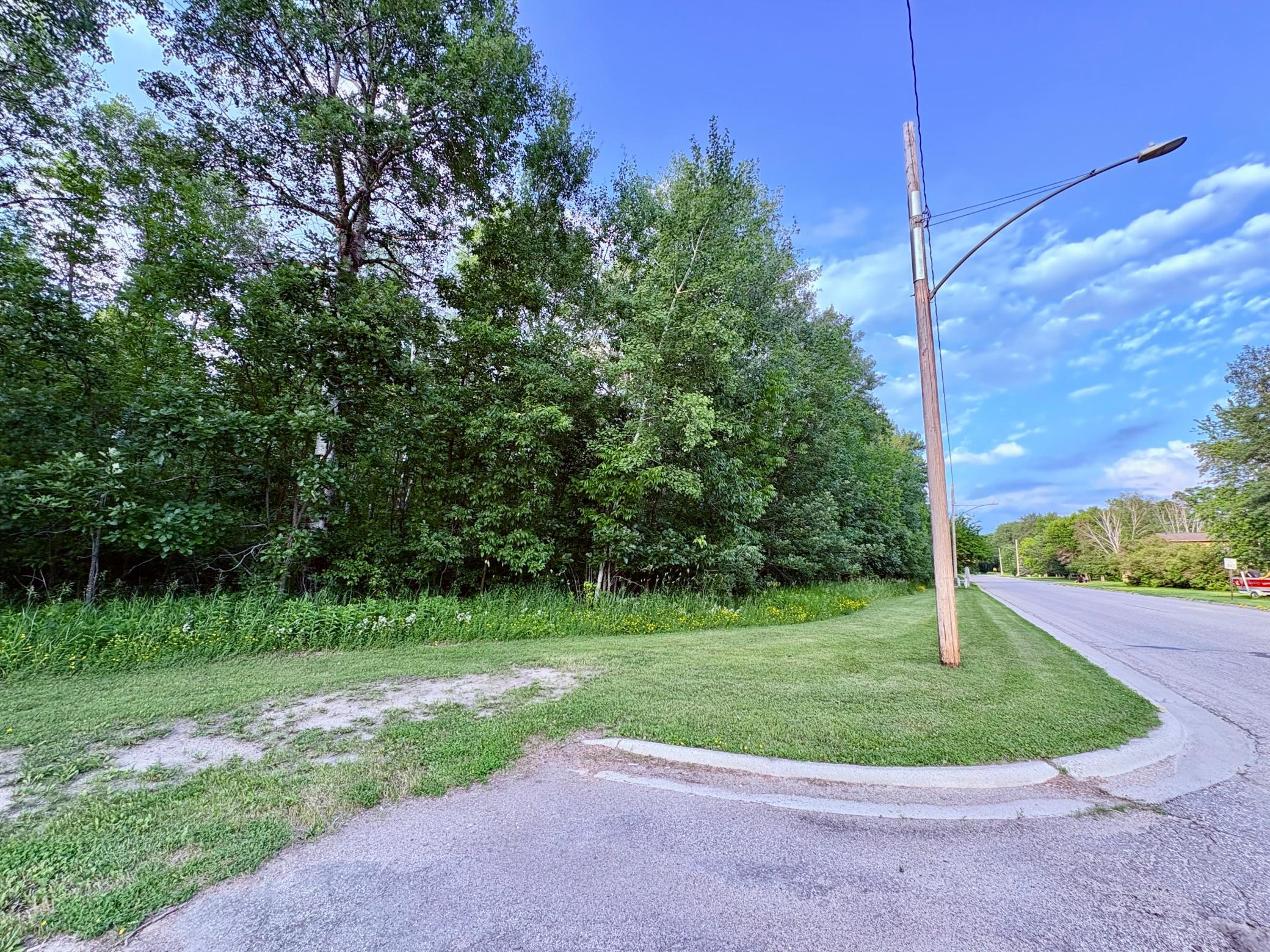 Homes for sale in Warroad, MN | 1tbd Minnesota Ave Ne, Warroad, MN 56763 | MLS# 7022964