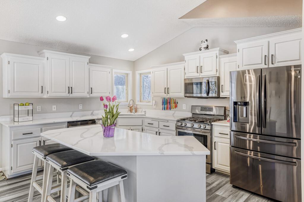 Homes for sale in Saint Michael, MN | 145 Terrace Rd Ne, Saint Michael, MN 55376 | MLS# 7023061