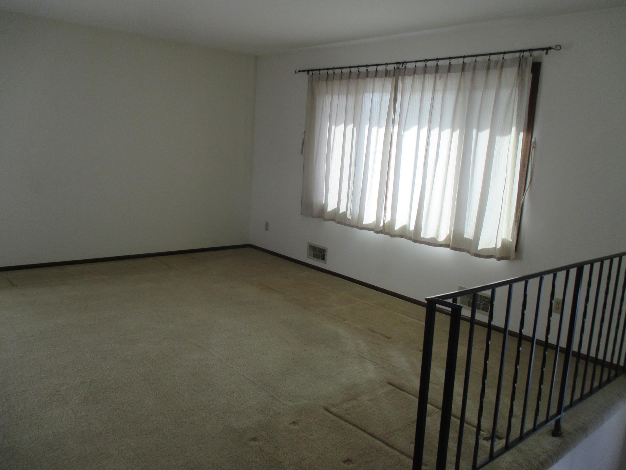 Homes for sale in Woodbury, MN | 2870 Castleford Ct, Woodbury, MN 55125 | MLS# 7023228