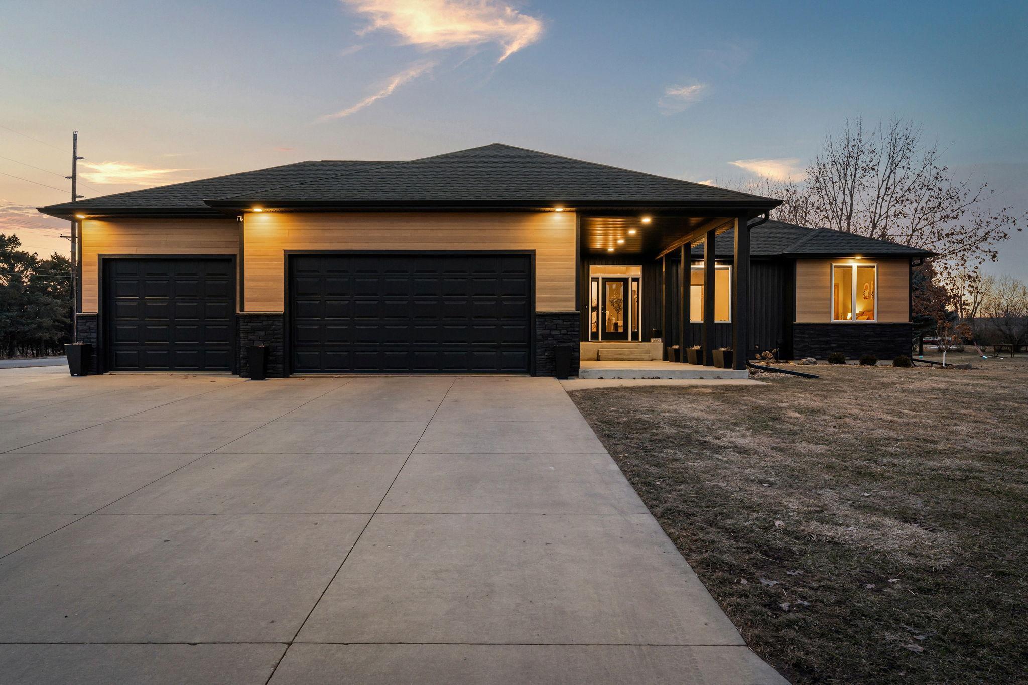 Homes for sale in Austin, MN | 1602 26Th St Sw, Austin, MN 55912 | MLS# 7023476