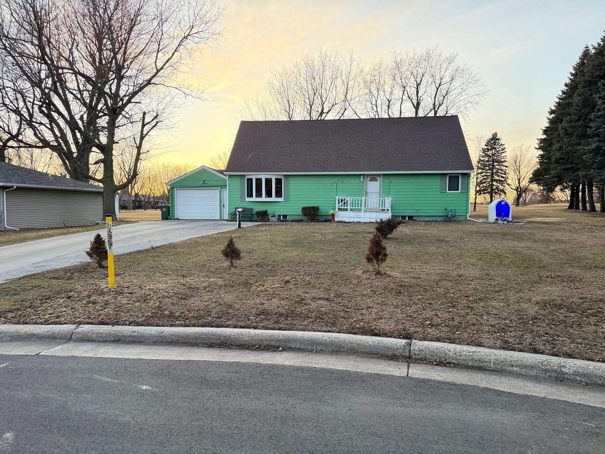 Homes for sale in Worthington, MN | 1025 Pershing Blvd, Worthington, MN 56187 | MLS# 7023490