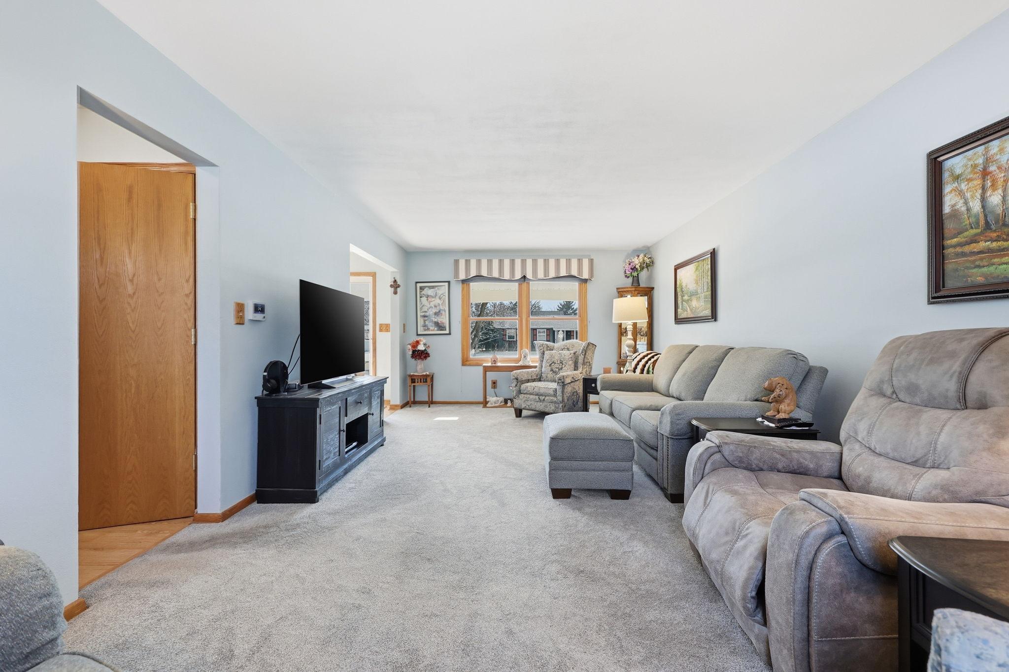 Homes for sale in White Bear Lake, MN | 2277 Floral Dr, White Bear Lake, MN 55110 | MLS# 7023494