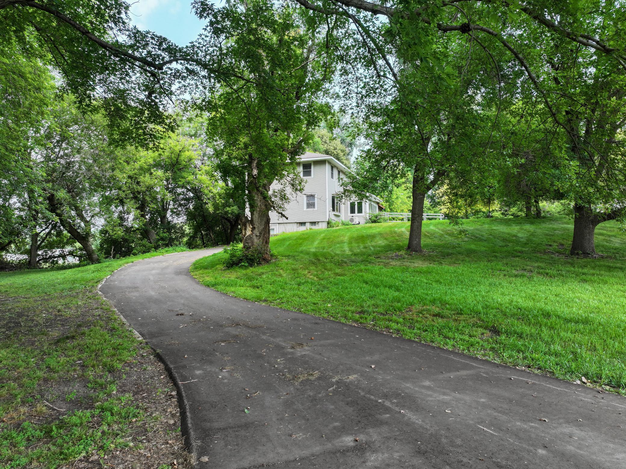 4th image of 215 4Th St Nw, Glenwood, MN 56334 | MLS# 7023634