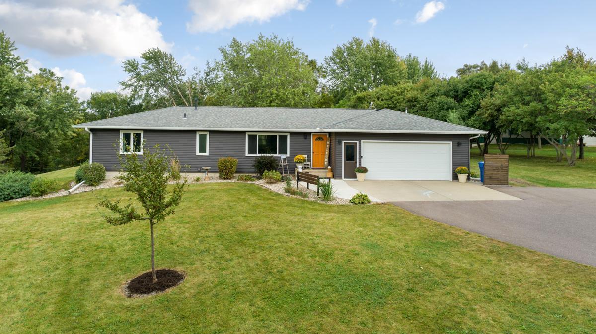 Homes for sale in Kasota, MN | 48135 Red Iron Rd, Kasota, MN 56050 | MLS# 7023737