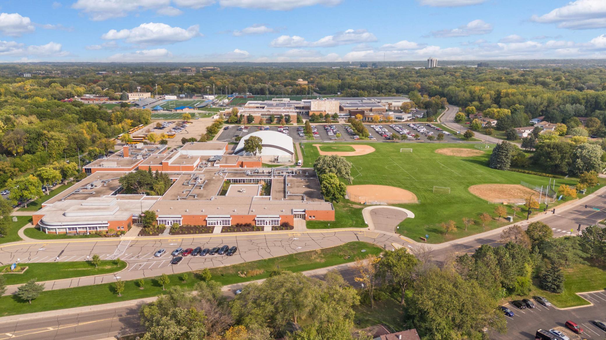 Homes for sale in Minnetonka, MN | 10501 Cedar Lake Rd #420, Minnetonka, MN 55305 | MLS# 7023852